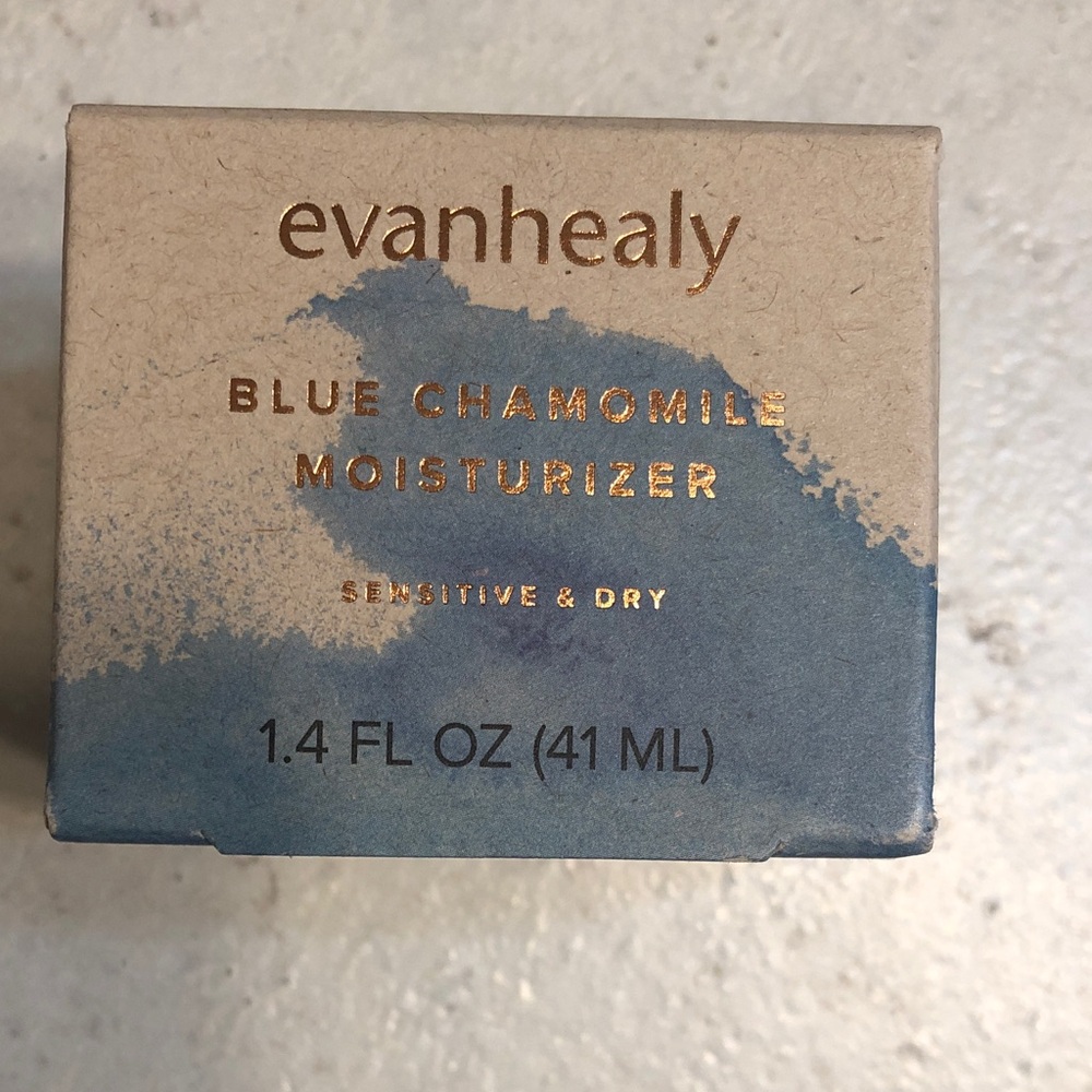 evanhealy Blue Chamomile Moisturizer - Blue